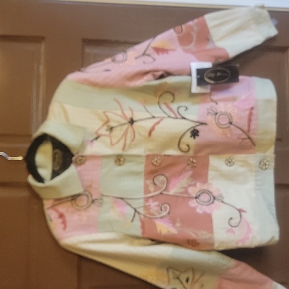 Alex Kim-Pink,bge,green jkt. with embroidered flowers and patchwork. Size M. NWT - Picture 2 of 12
